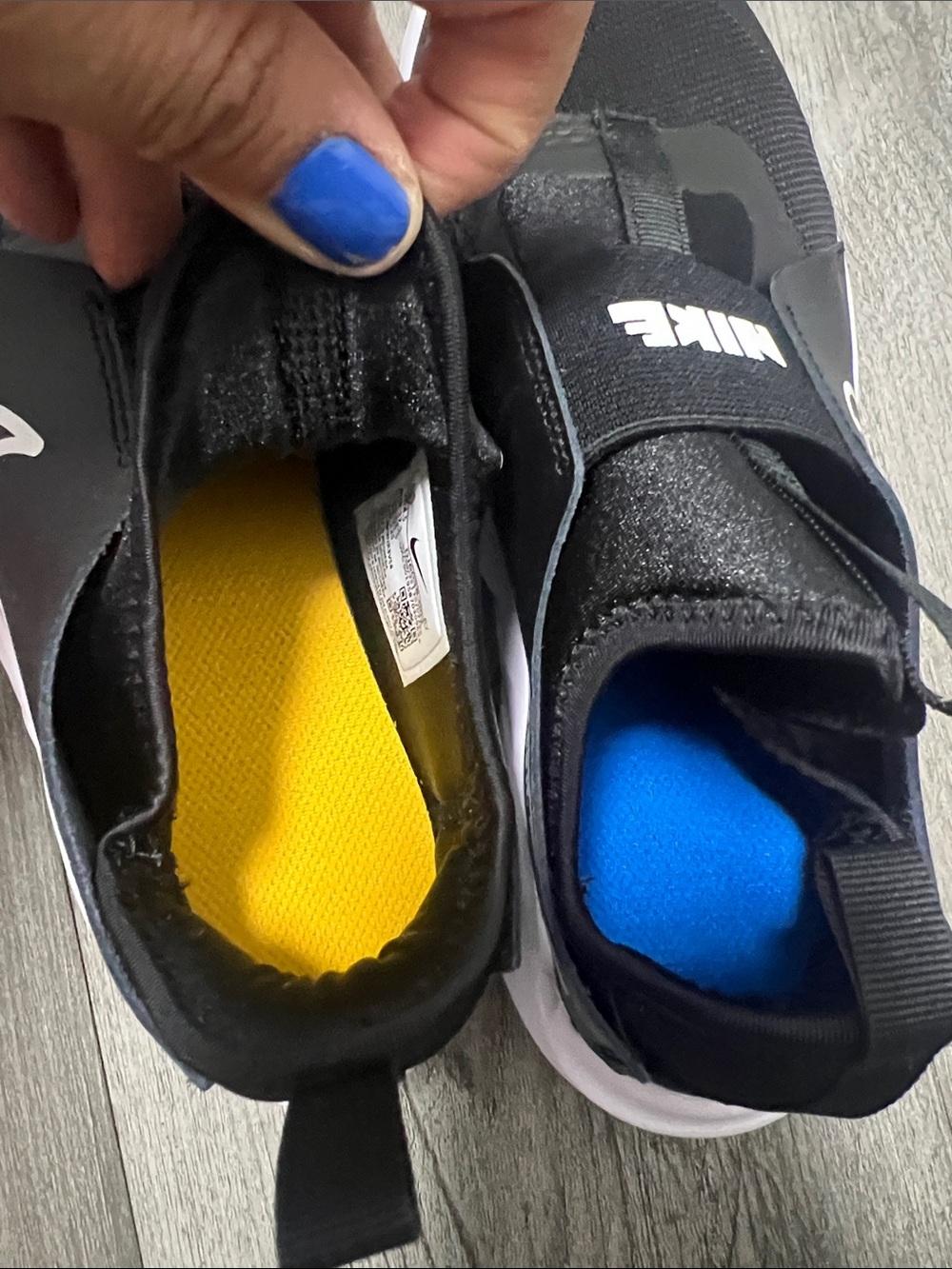 Nike Flex Runner 2 ( GS) - size 5Y like new! - Picture 11 of 15
